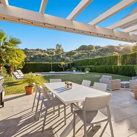 Villa Xila - Pool & Magical Evening Terraces *