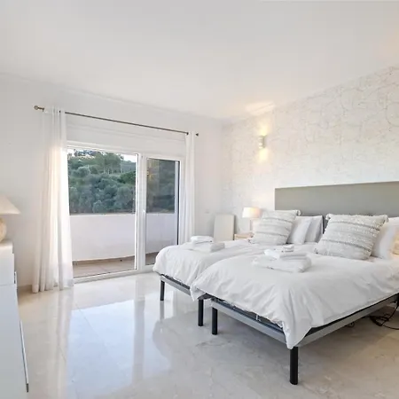 Villa Xila - Pool&magical Evening Terraces