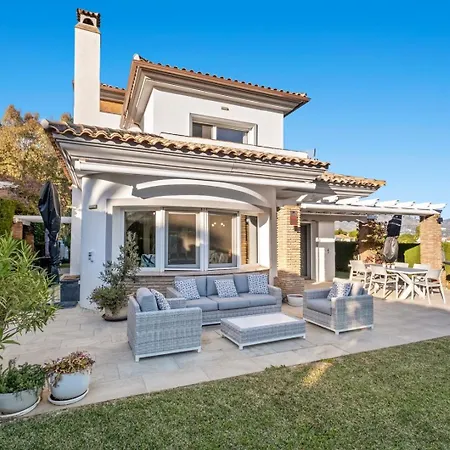 Villa Xila - Pool&magical Evening Terraces Málaga